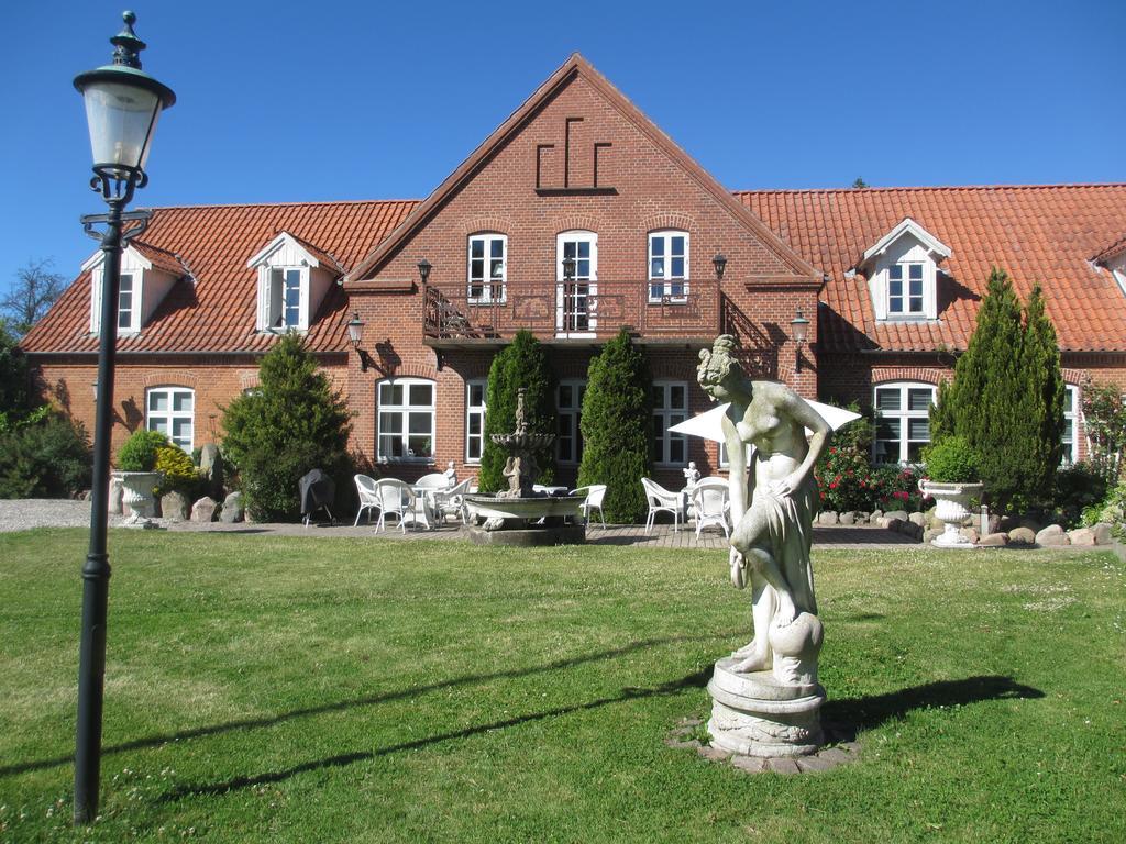 Aparthotel Det Gamle Mejeri à Stokkebro Extérieur photo